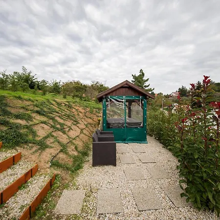 Sukorose Jacuzzis Vendeghaz * Sukoró