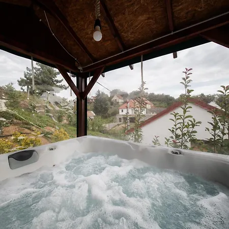 Sukorose Jacuzzis Vendeghaz * Sukoró